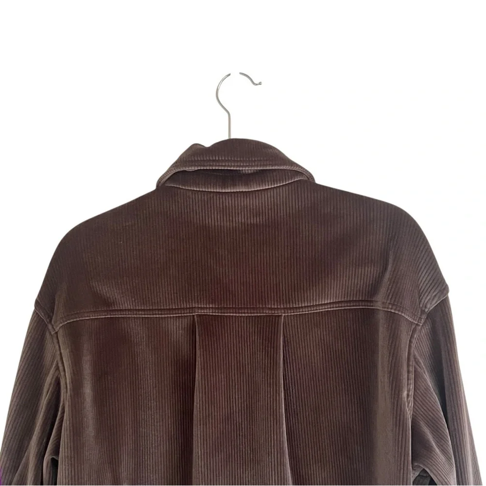 Alo Yoga Ribbed Velour Baller Mini Skirt & Mountain Side Shacket in Macchiato